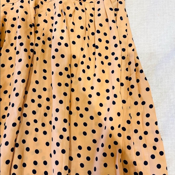 Peach dress with sweetheart neckline - Picture 10 of 10